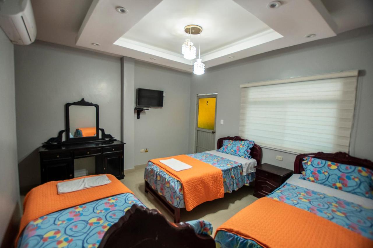 Hostal San Francisco Сан-Крістобаль Екстер'єр фото